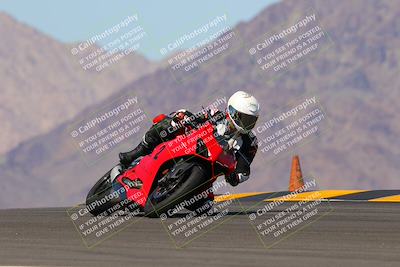 media/Oct-09-2022-SoCal Trackdays (Sun) [[95640aeeb6]]/Turn 9 (1pm)/